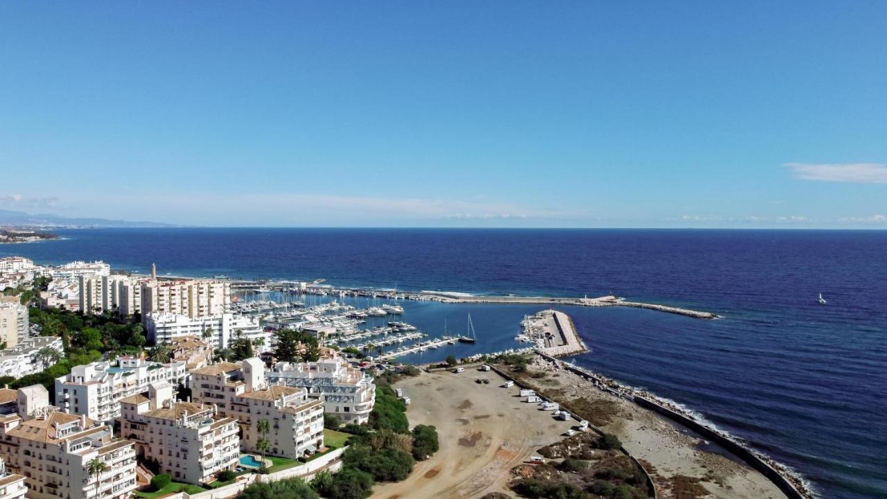 Cp - Modern Beachside Apartment In Estepona Exterior photo