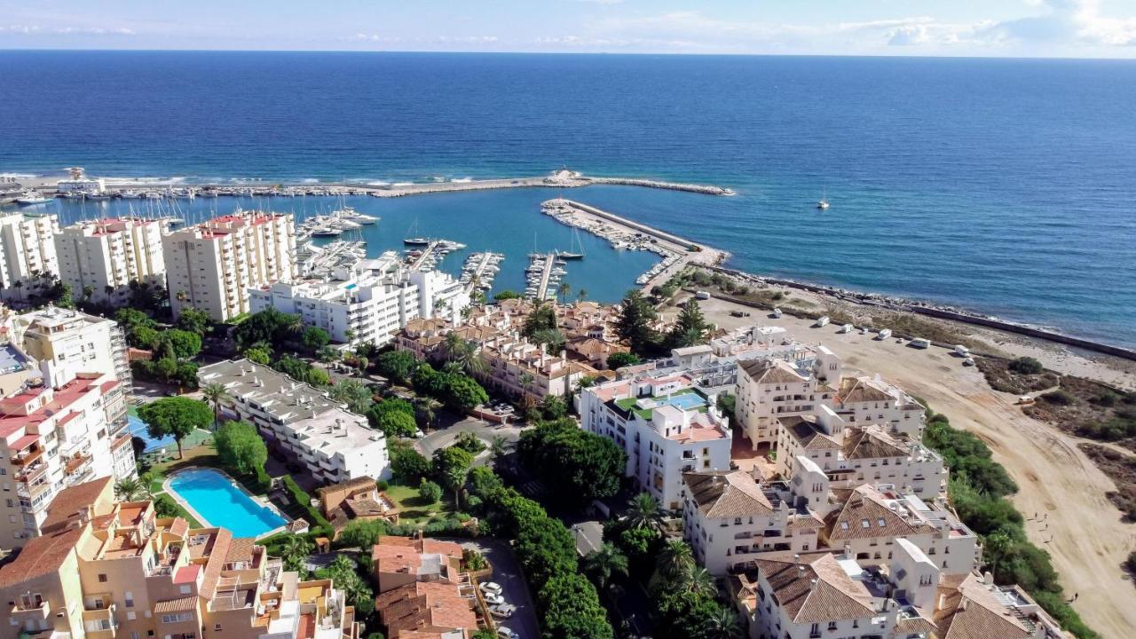 Cp - Modern Beachside Apartment In Estepona Exterior photo